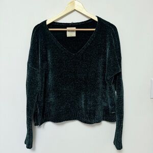 Emerald Green V-Neck Sweater